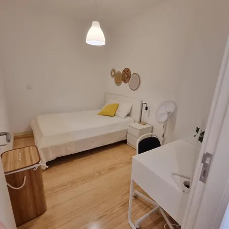 Lavra - Av Liberdade Лісабон